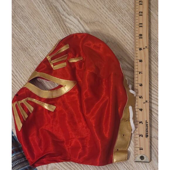 Pro Wrestling Crate Exclusive Mistico /Red & Gold Edition Pre-owned Luchador WWE - Picture 2 of 6
